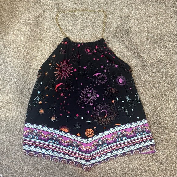 No Boundaries Space Galaxy Zodiac Star Top Gold Chain Strap Sleeveless Sz‎ M 7-9 - Picture 2 of 4
